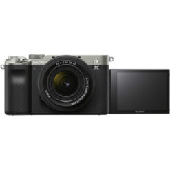 Sony α7C Compact Full-Frame Camera Black Body + 28-60mm Zoom Lens - Image 4