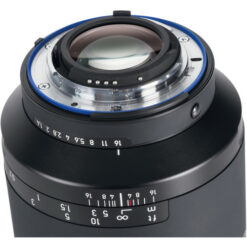 Zeiss Milvus 35mm f1.4 Lens - Image 7