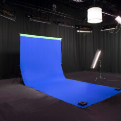 Manfrotto Chromakey Curtain Reversible 3 x 7m Blue/Green - Image 3
