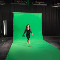 Manfrotto Chromakey Curtain Reversible 3 x 7m Blue/Green - Image 2