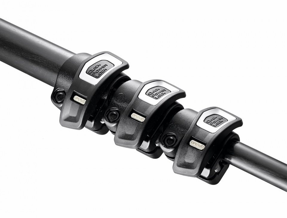 Manfrotto 055 CF Tripod Blk, w/o Head - Image 3