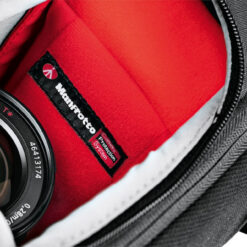 Manfrotto Fasttrack-8 PL; Sling Bag - Image 7